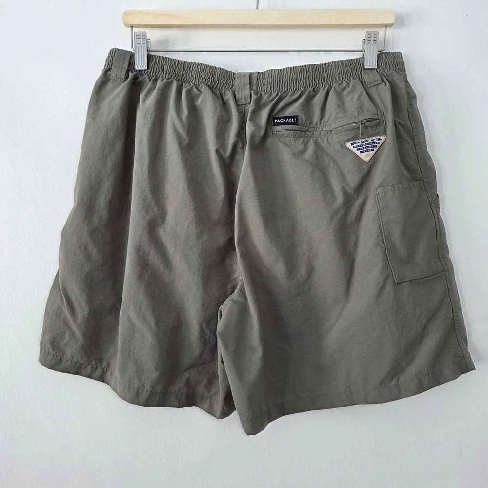 Columbia Sportswear Mens L Packable Fishing Shorts Green Nylon Mesh Lined‎